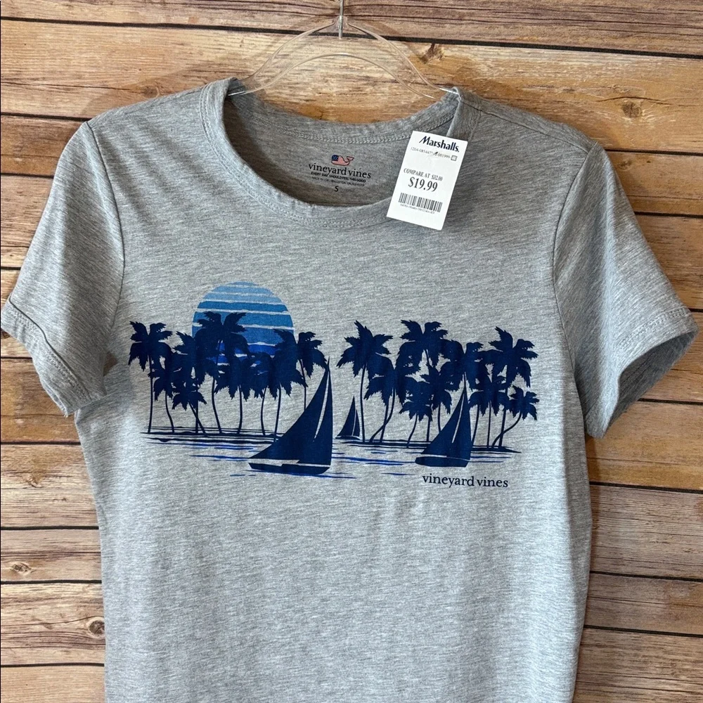 Vineyard Vines Heather Gray Tee with Navy Palm and Sailboat Design - Picture 5 of 7